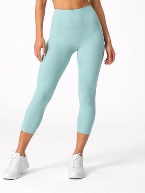 Lululemon Align Crop Teal Light Blue High Rise Leggings Women’s Size 4